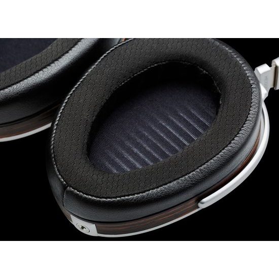 HiFiMAN HE1000se