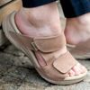 Dámské zdravotní pantofle Medistyle kožené béžové Mirka na široké chodidlo