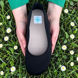 Baleríny černé Arcopedico elastické Acadia na hallux