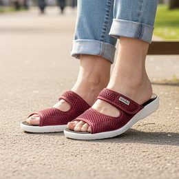 Dámské zdravotní pantofle Mjartan červené 543 na vysoký nárt