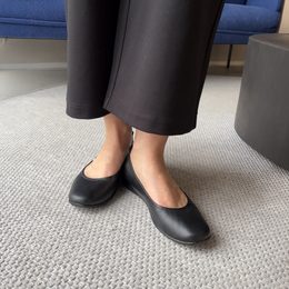 Černé bosolodičky Helena - široká špička (Široké)