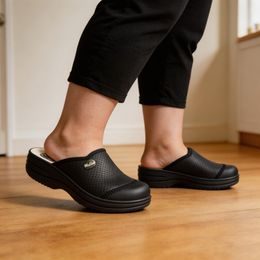 Dámské nazouváky černé Mediline 553 na hallux