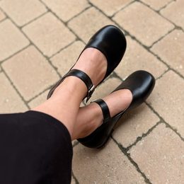 Baleríny černé Mediline Silvia elastické na široké chodidlo
