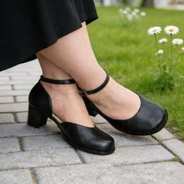 Černé bosolodičky Helena - široká špička (Široké)