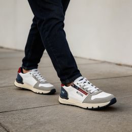 Nadměrné pánské zimní kotníkové boty černé Mustang 15M0011001