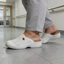 Obvazová obuv Dr. Orto černé 986D003 na široké chodidlo