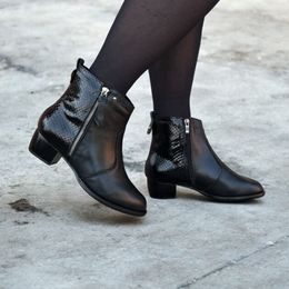 Dámské zimní kotníkové boty kožené De Plus 9642-K-M - black/F-241 černé zateplené na široké chodidlo