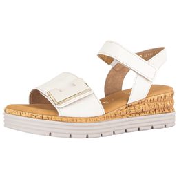 Nadměrné dámské sandály béžové Gabor 82.700.52