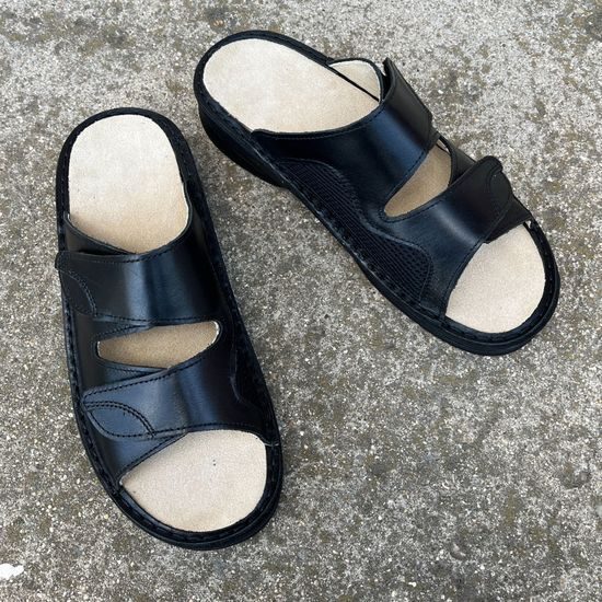 Dámské zdravotní masážní pantofle Jokker kožené černé 1400H na hallux