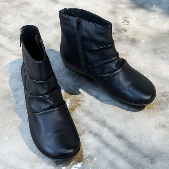 Dámské zimní kotníkové boty kožené Josef Seibel Naly 61 černé s kožíškem široká špička