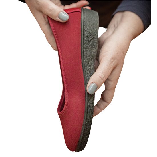 Baleríny bordo Mediline Silvia elastické na široké chodidlo