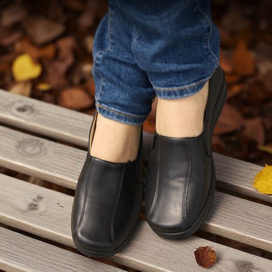 Polobotky dámské černé Axel kožené 1525 na široké chodidlo