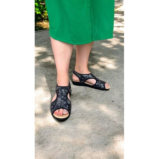 Dámské zdravotní sandály Mediline elastické černo-šedé Golden Fit 170 na hallux