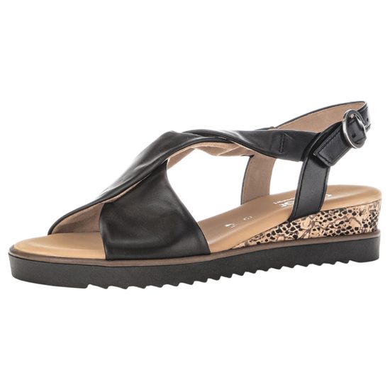 Nadměrné dámské sandály černé Gabor 82.751.27