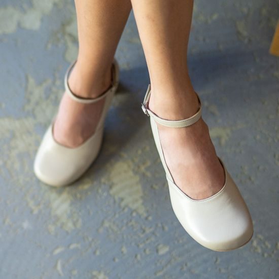 Béžové bosolodičky Helena - široká špička (Široké)