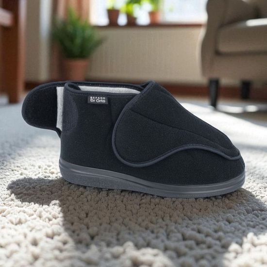 Pánská obvazová obuv Dr. Orto kotníková černá na široké chodidlo