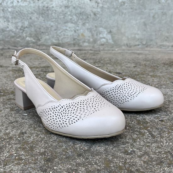 Sandály dámské na podpatku De Plus 161-K-3513 béžové kožené na široké chodidlo