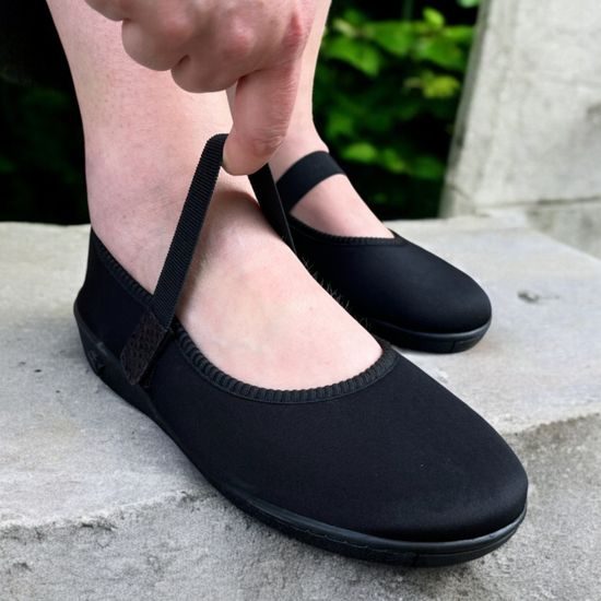 Baleríny černé Mediline elastické 622697 na hallux