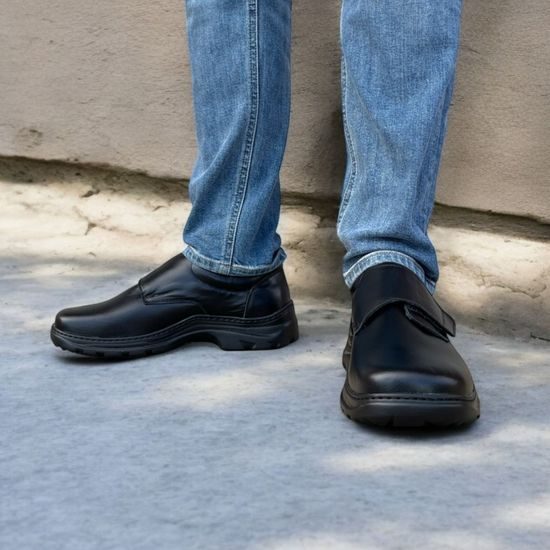 Polobotky pánské černé De Plus kožené KK604K na široké chodidlo