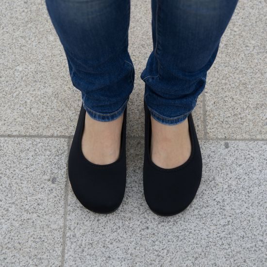 Baleríny černé Mediline elastické 627228 na hallux