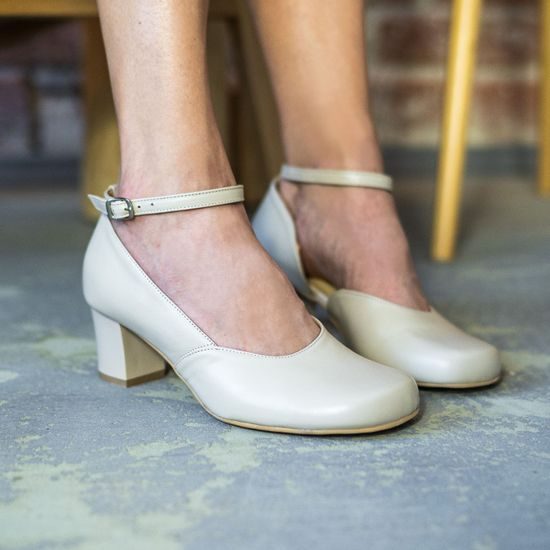 Béžové bosolodičky Helena - široká špička (Široké)