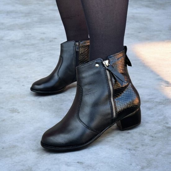 Dámské zimní kotníkové boty kožené De Plus 9596-K-4006 - black F-382 černé zateplené na široké chodidlo