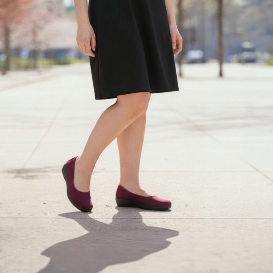 Baleríny bordo Mediline Silvia elastické na široké chodidlo