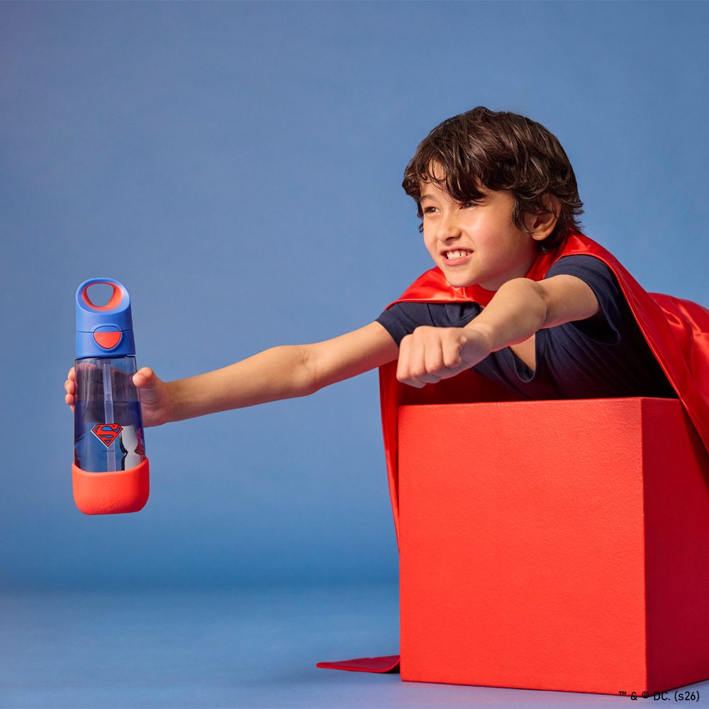 b.box Lahev na pití s brčkem 600 ml - Superman | b.box