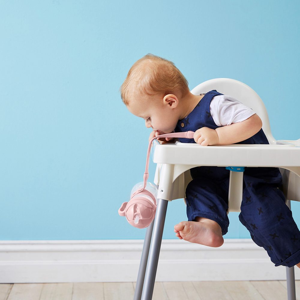 b.box Hrneček s brčkem + Univerzální silikonový pásek - set růžový