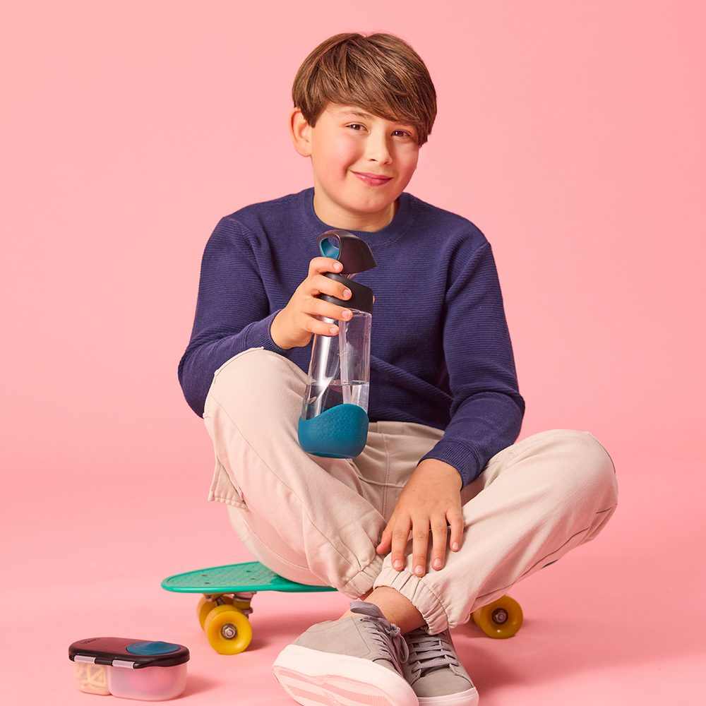 b.box Lahev na pití s brčkem 600 ml - night vision