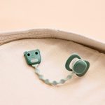 Set silikónových cumlíkov 0–6 m GLOW a klipov – modrý/zelený