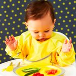 Bryndáček s rukávy - žlutý