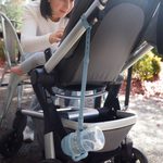 Hrnček so slamkou 240 ml + Univerzálny silikónový pásik - set modrý