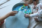 Senzorická triediaca tácka Play Tray, zelená
