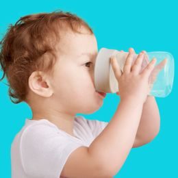 Náhradné slamky a čistiaca kefka