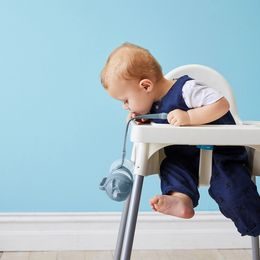 Hrneček s brčkem - modrý 240 ml