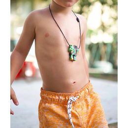 Upokojujúci prívesok Cupcake, dúhový