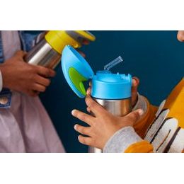 Náhradní brčka a čistící kartáček