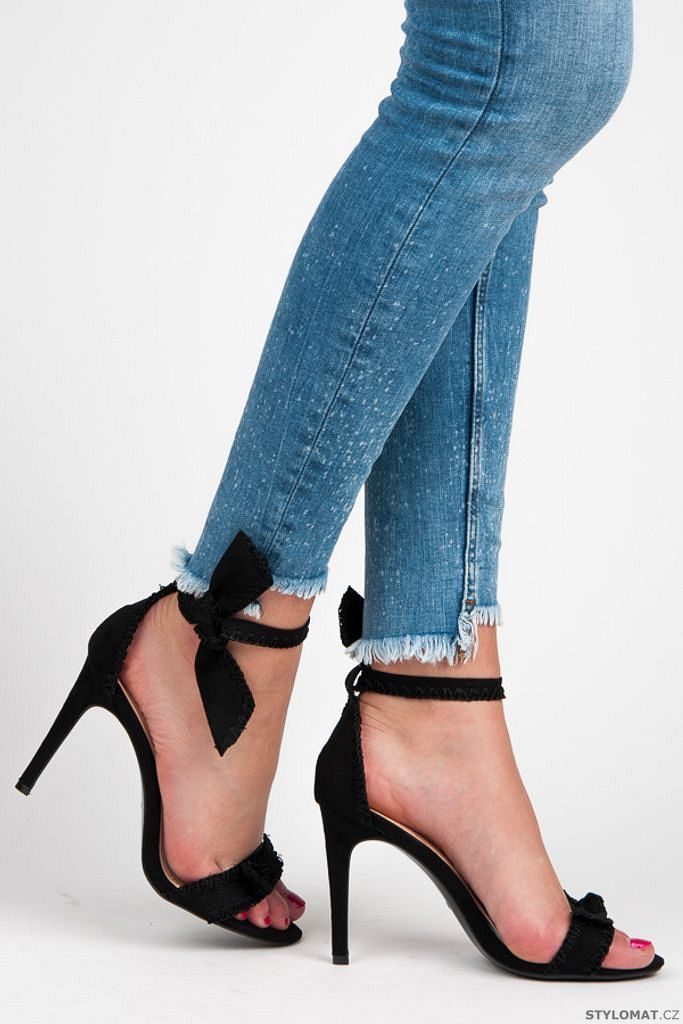 Sandály s mašlí na jehlovém podpatku černé - VICES - Sandále