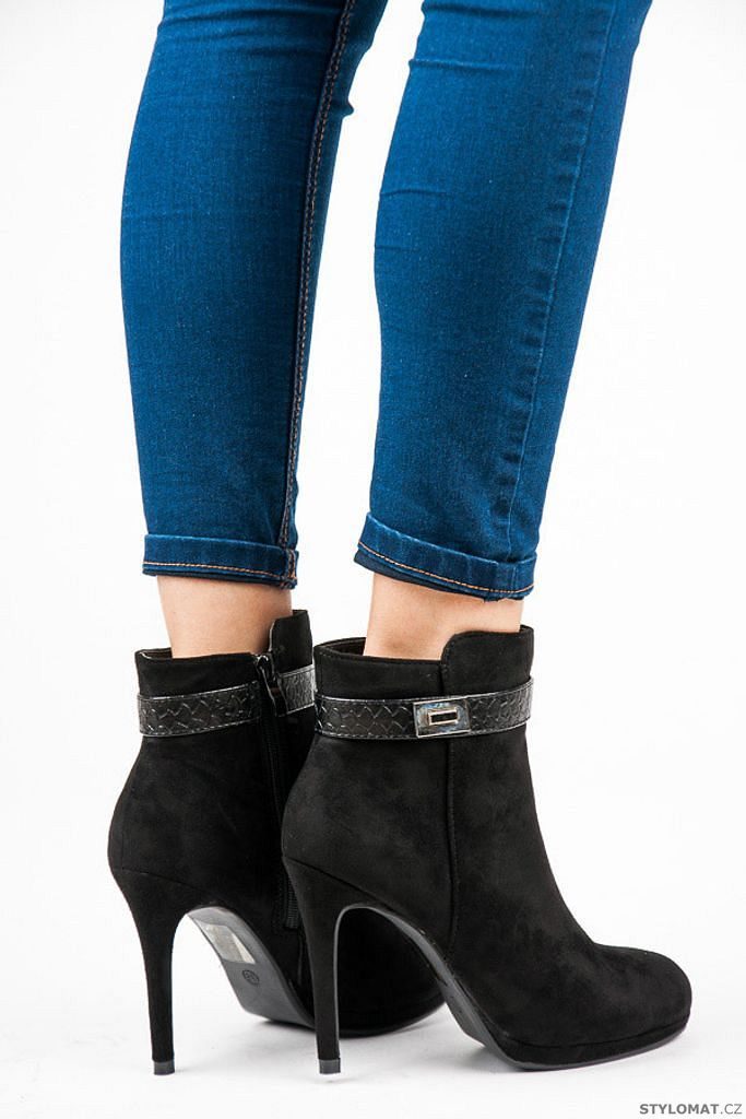 Semišové boty na podpatku černé - CM PARIS - Kotníčkové boty