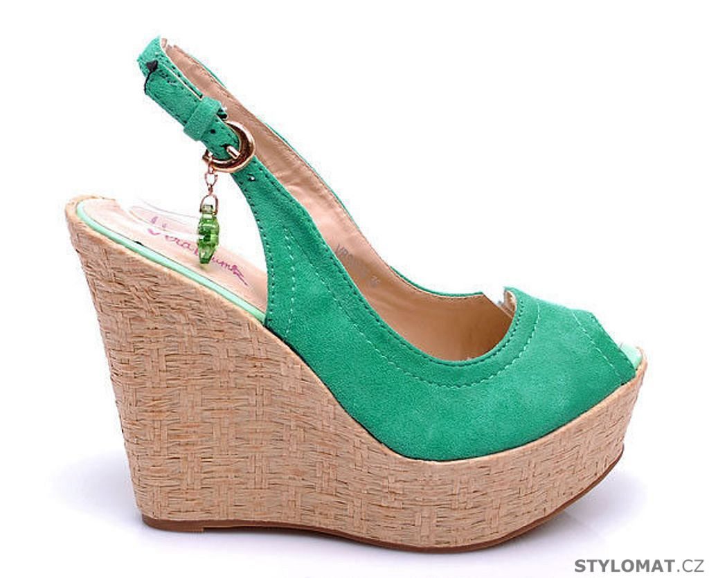 Boty na slaměném klínku zelené - VERA BLUM - Sandále