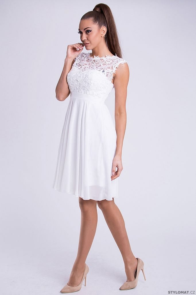 Krátké společenské šaty s krajkovým vrškem bílé - Emamoda - Krátké  společenské šaty