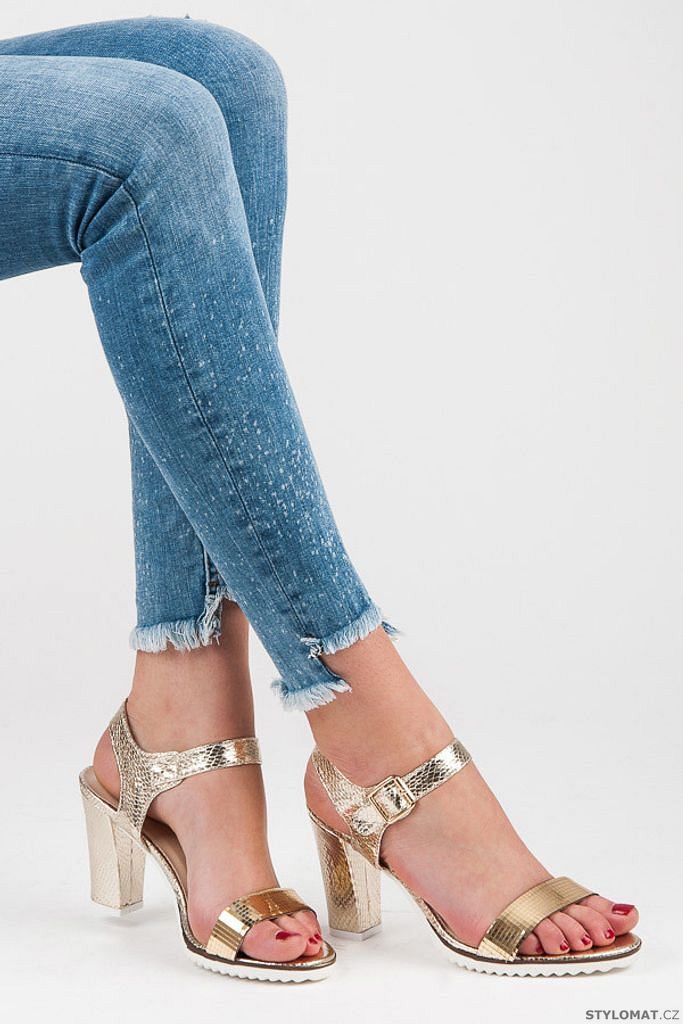 Zlaté sandály na sloupkovém podpatku snake print - Beauty Girls - Sandále