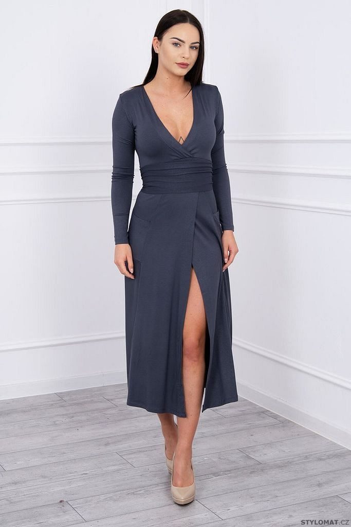 Jednoduché elegantní šaty s hlubokým výstřihem tmavě šedé - Kesi - Dlouhé  společenské šaty