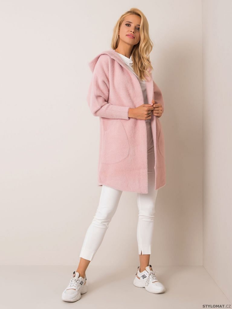 Světle růžový kabát z alpaky s kapucí - Stylomat.cz - Bundy, kabáty a vesty