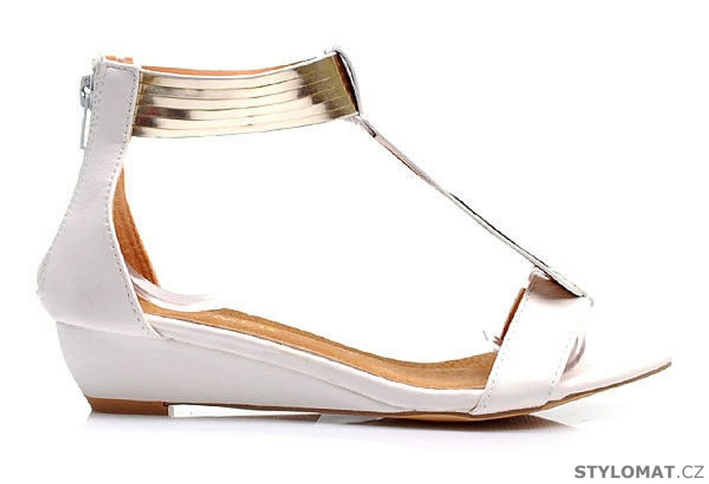 Bílé sandále na nízkém klínku - COMER - Sandále