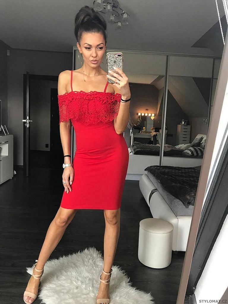 Sexy červené krajkové šaty - Emamoda - Party a koktejlové šaty