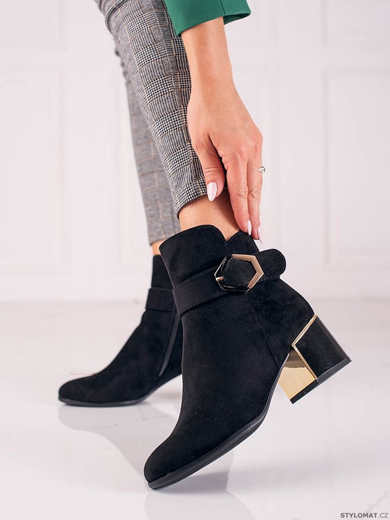 Elegantní dámské kotníkové boty na nízkém podpatku shelovet z eko semiše -  Shelovet - Kotníčkové boty