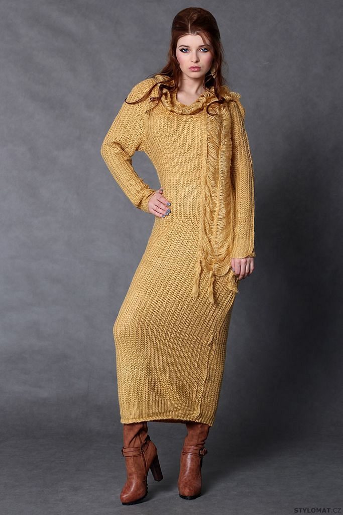 Zimní pletené dlouhé medové šaty - Miss 83 - Úpletové šaty