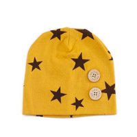Dívčí čepice s hvězdami žlutá